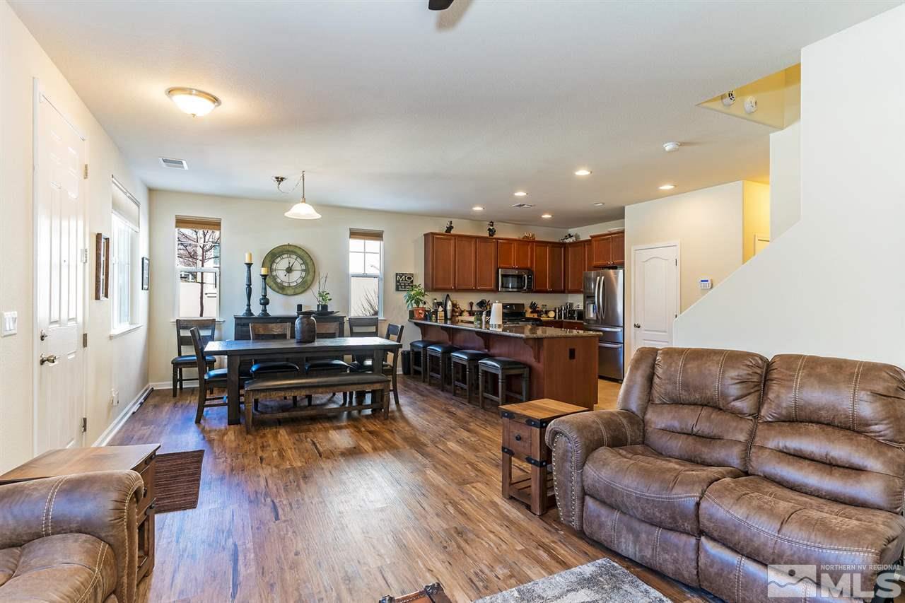 2145 Falling Star Loop Reno, NV 89523 - Photo 5 of 20 Photo 5