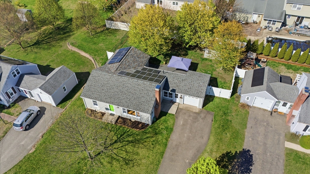 210 Winton Street Springfield, MA 01118 - Photo 2 of 42