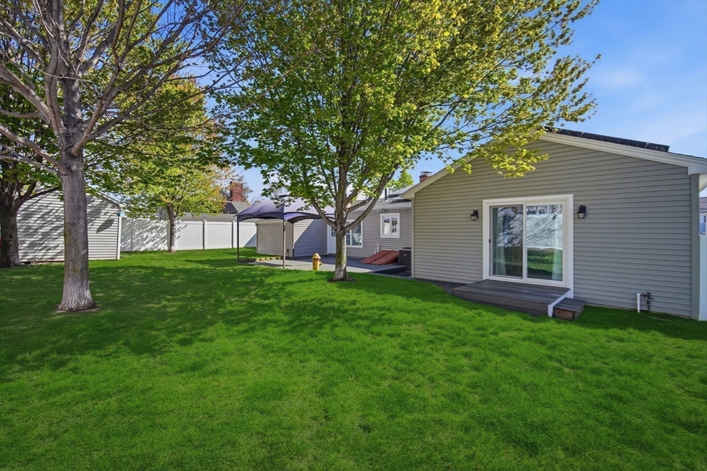 210 Winton Street Springfield, MA 01118 - Photo 41 of 42