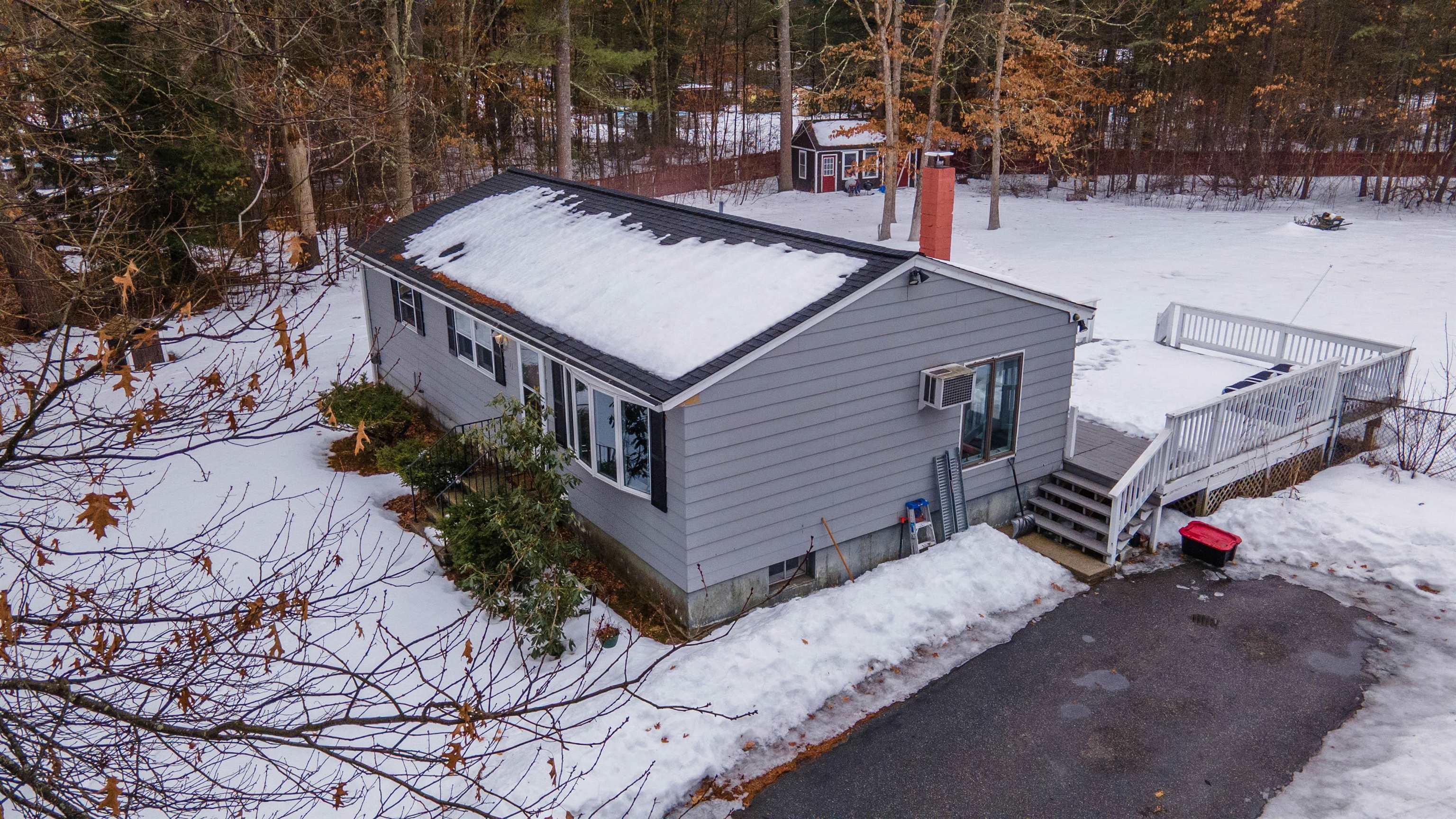 11 Simpson Mill Road Pelham, NH 03076 - Photo 5 of 32