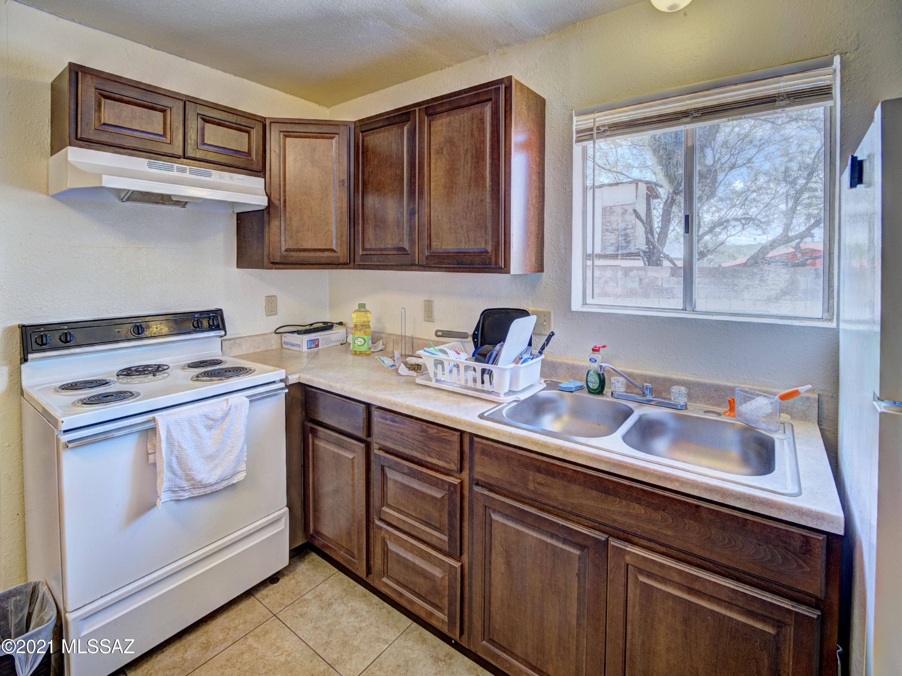 432 Cibuta Court Rio Rico, AZ 85648 - Photo 11 of 26