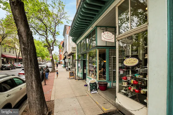 $435,000 | 318 Willow Avenue, Frederick, MD 21701