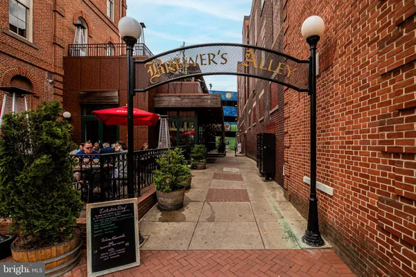 $435,000 | 318 Willow Avenue, Frederick, MD 21701