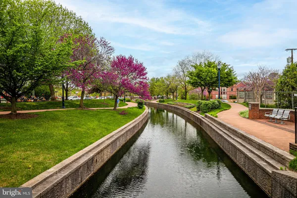 $435,000 | 318 Willow Avenue, Frederick, MD 21701