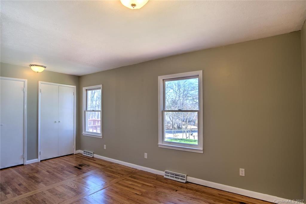 60 Ridge Road Asheville, NC 28803 - Photo 12 of 24 Gallery Image 12