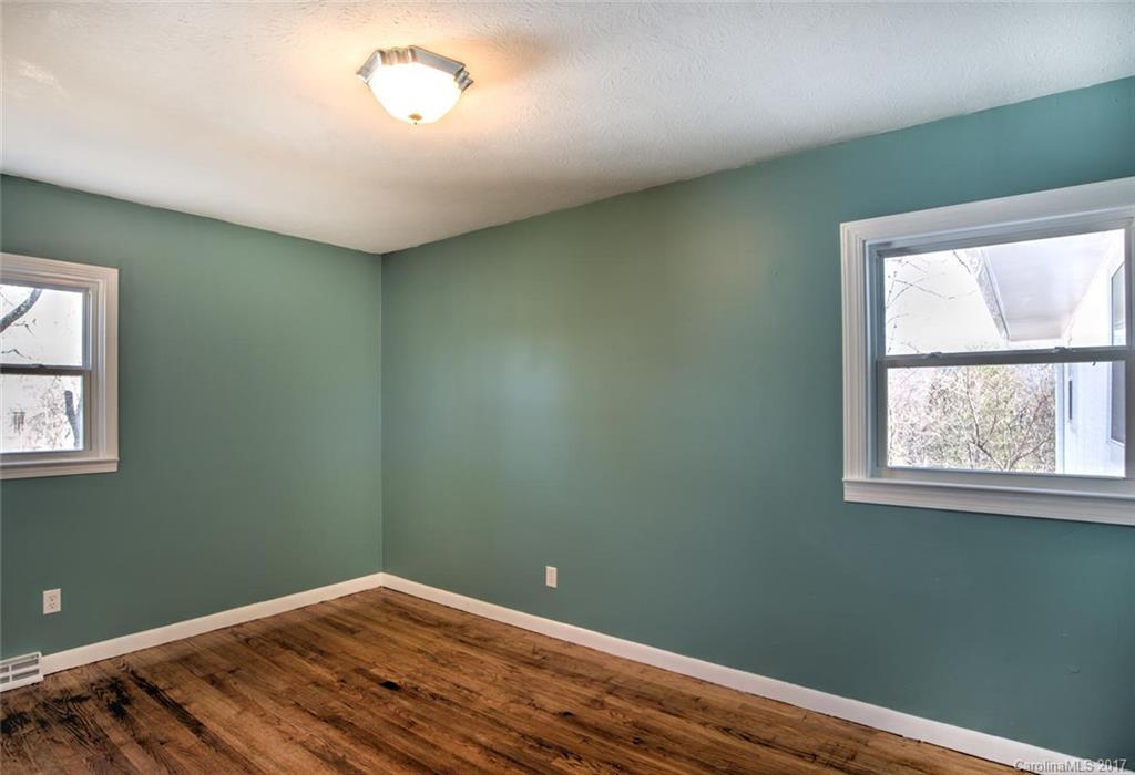60 Ridge Road Asheville, NC 28803 - Photo 13 of 24 Gallery Image 13