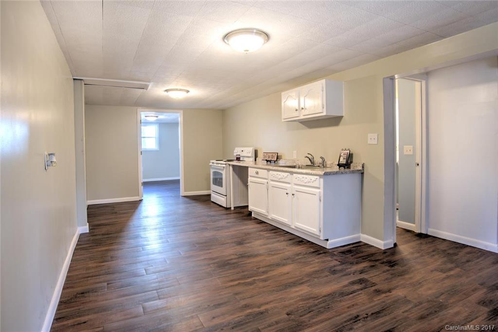 60 Ridge Road Asheville, NC 28803 - Photo 15 of 24 Gallery Image 15