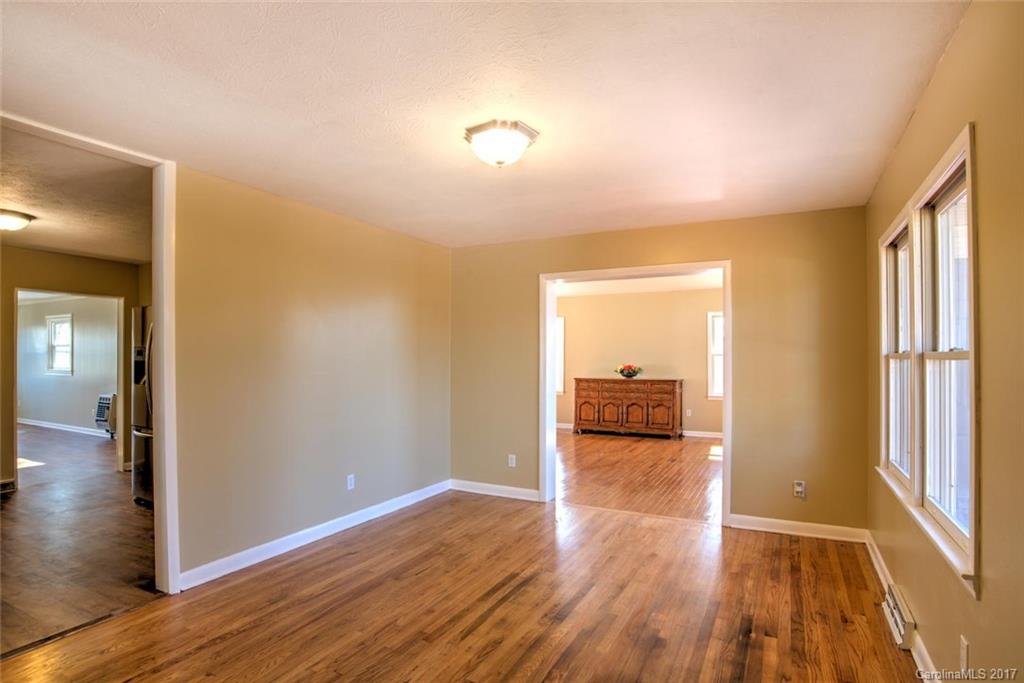 60 Ridge Road Asheville, NC 28803 - Photo 4 of 24 Gallery Image 4