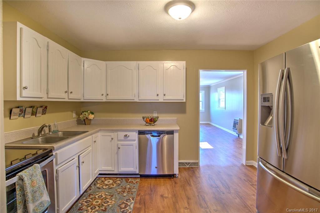 60 Ridge Road Asheville, NC 28803 - Photo 8 of 24 Gallery Image 8