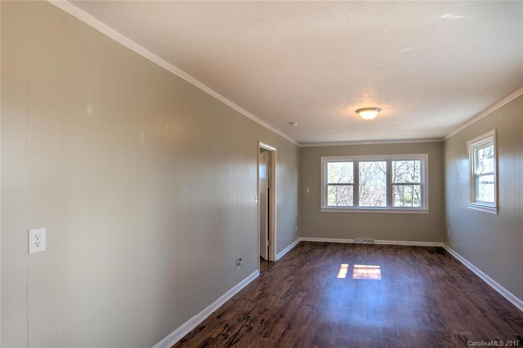 60 Ridge Road Asheville, NC 28803 - Photo 9 of 24 Gallery Image 9