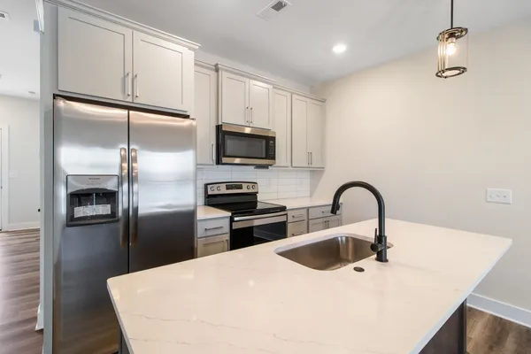 $1,750 | 160 Excell Road, Unit U, Clarksville, TN 37043