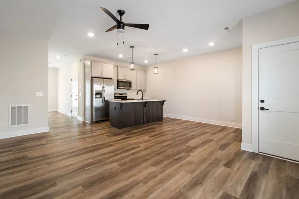 $1,750 | 160 Excell Road, Unit U, Clarksville, TN 37043