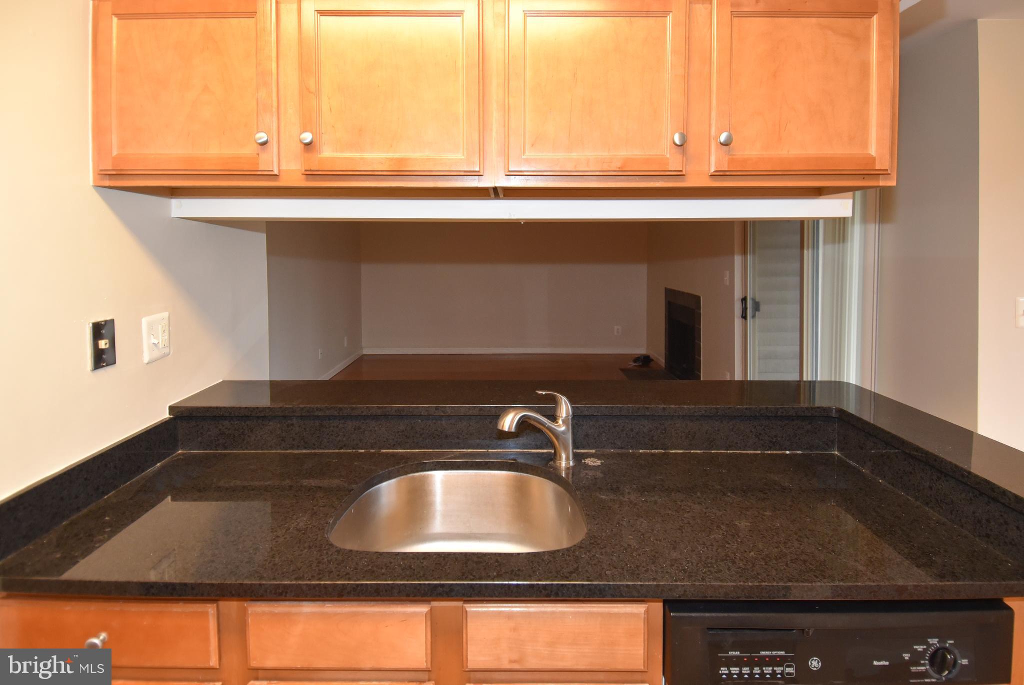 1782 Jonathan Way, Unit 1782E Reston, VA 20190 - Photo 13 of 44