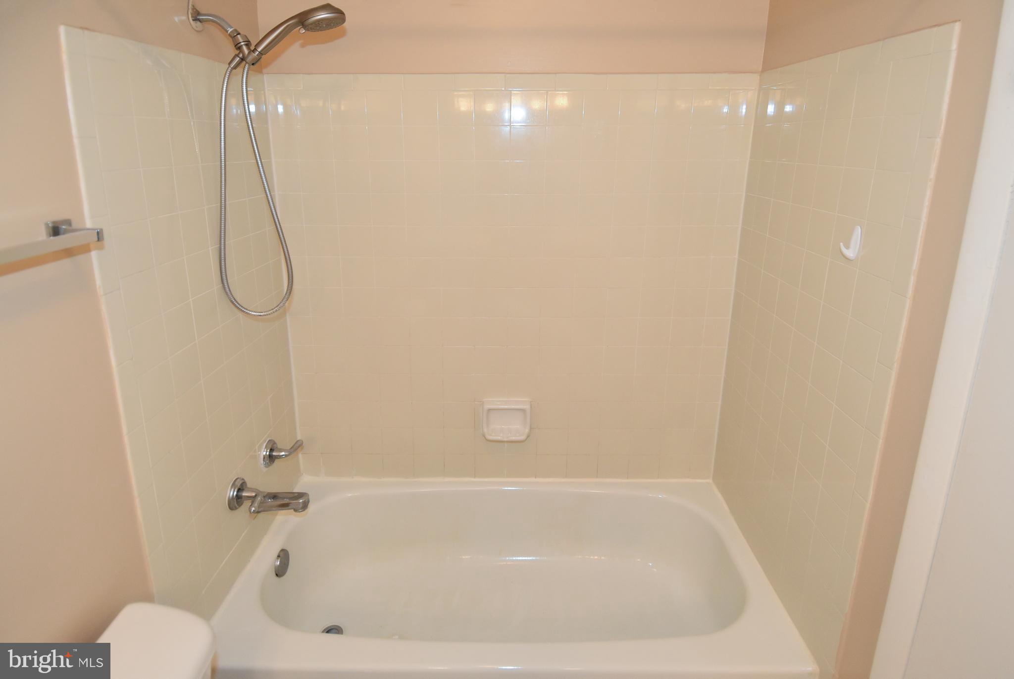 1782 Jonathan Way, Unit 1782E Reston, VA 20190 - Photo 33 of 44