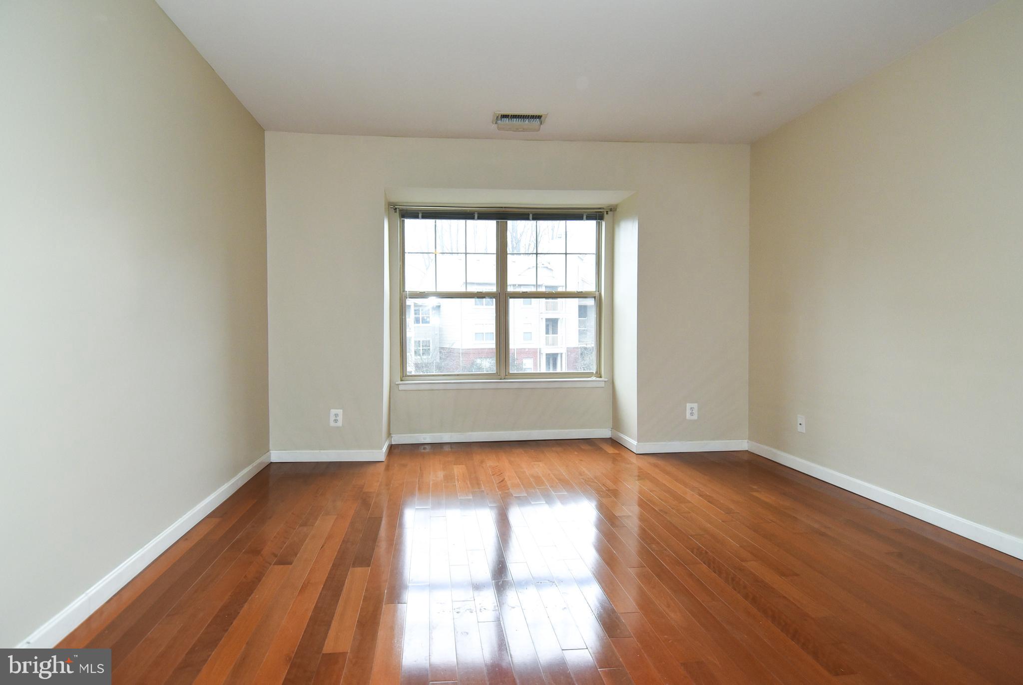1782 Jonathan Way, Unit 1782E Reston, VA 20190 - Photo 35 of 44