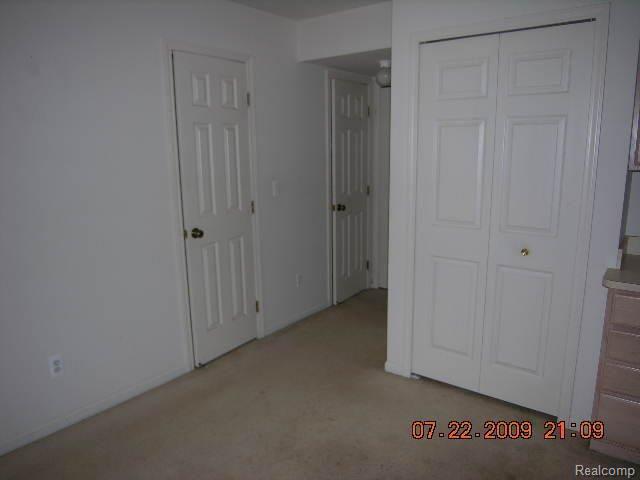 50562 Maurice Road New Baltimore, MI 48047 - Photo 4 of 10 dining area