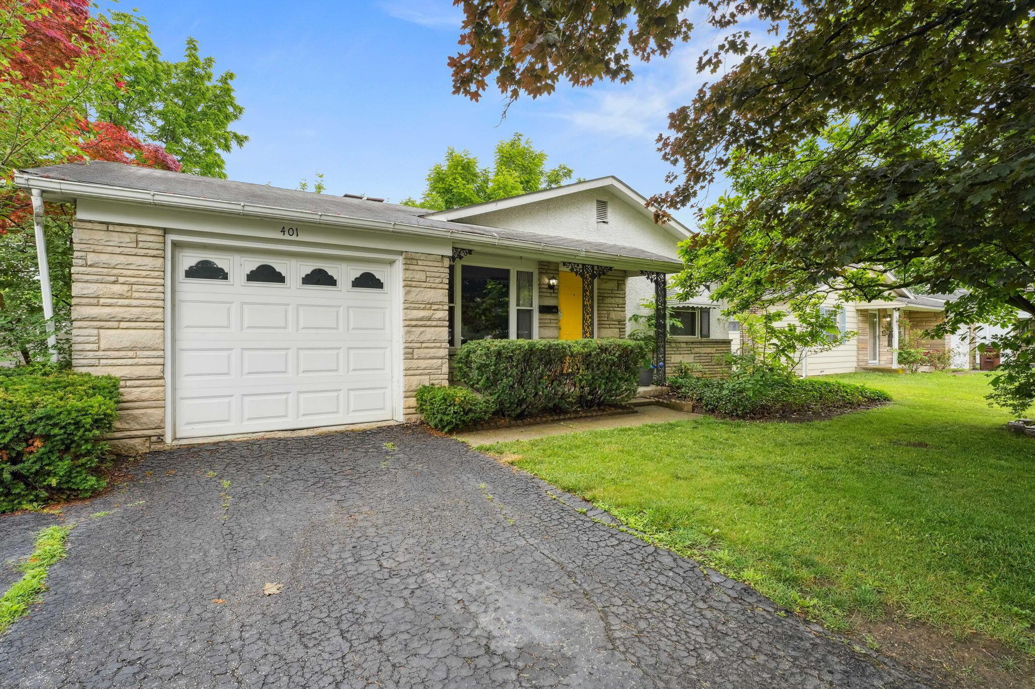 401 Smith Road Columbus, OH 43228 - Photo 1 of 50 52-web-or-mls-401-smith-rd