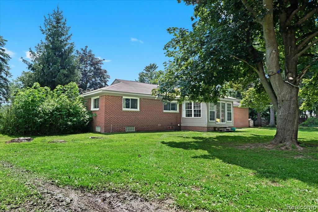 57934 Travis Road New Hudson, MI 48165 - Photo 19 of 30