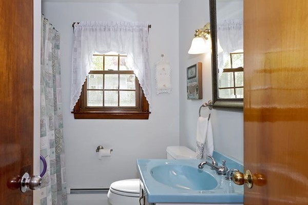 1 Luther Road Burlington, MA 01803 - Photo 12 of 15 Gallery Image 12
