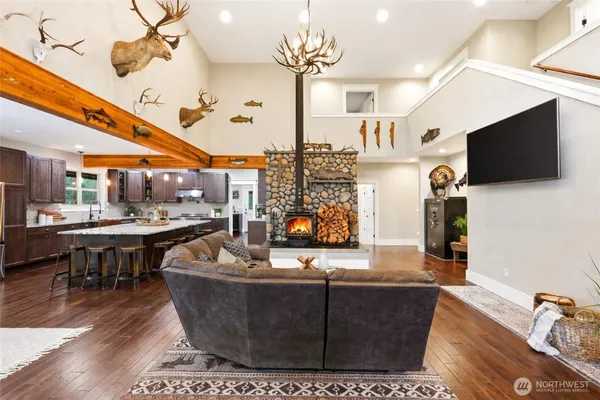 $1,495,000 | 15322 May Creek Road, Gold Bar, WA 98251
