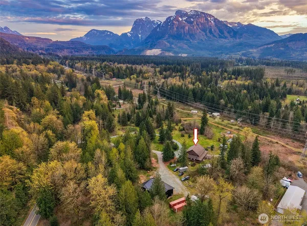 $1,495,000 | 15322 May Creek Road, Gold Bar, WA 98251