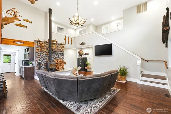 $1,495,000 | 15322 May Creek Road, Gold Bar, WA 98251