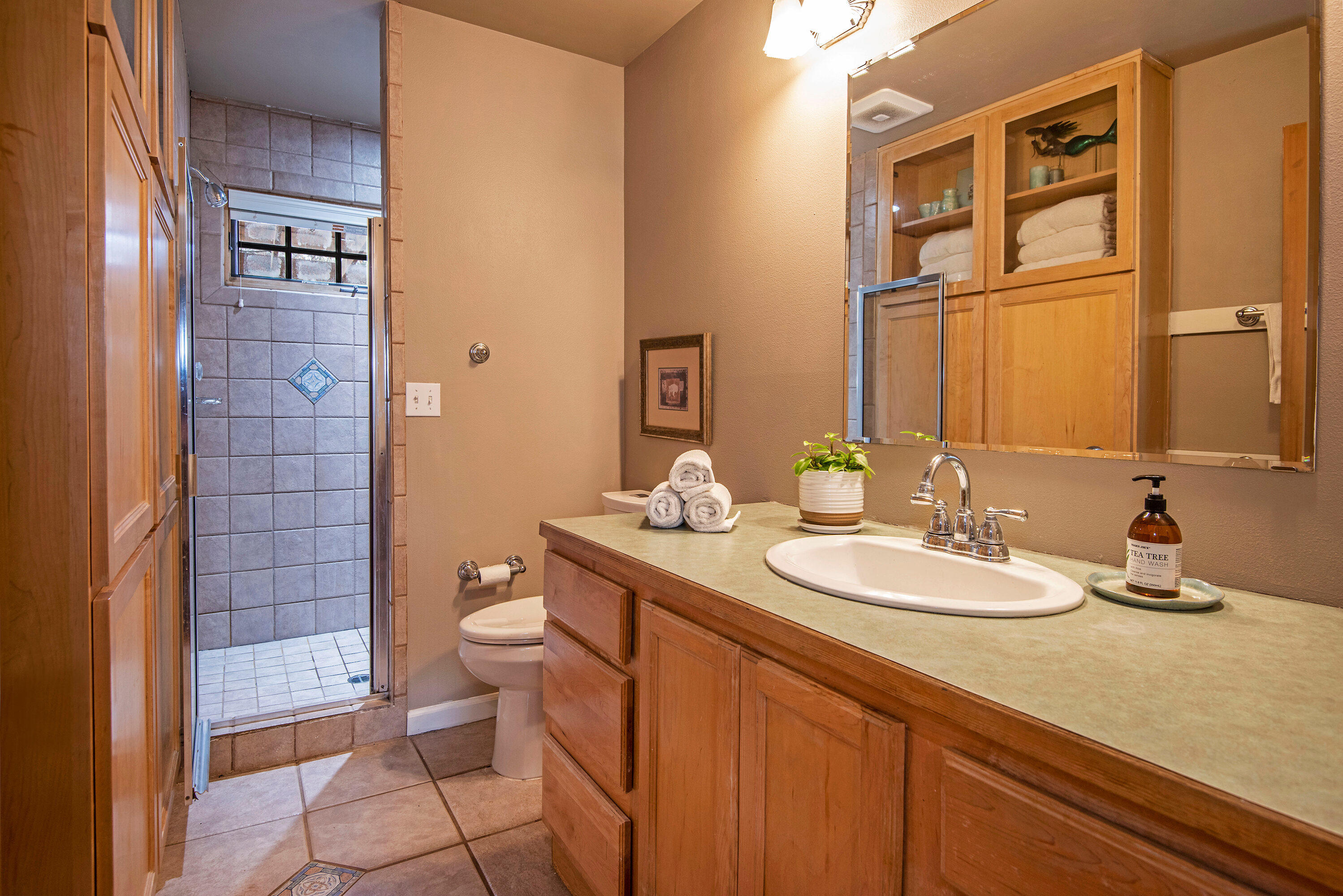 1625 Northwest Awbrey Road Bend, OR 97703 - Photo 9 of 25 1625 NW Awbrey Rd Bend OR-print-009-014-