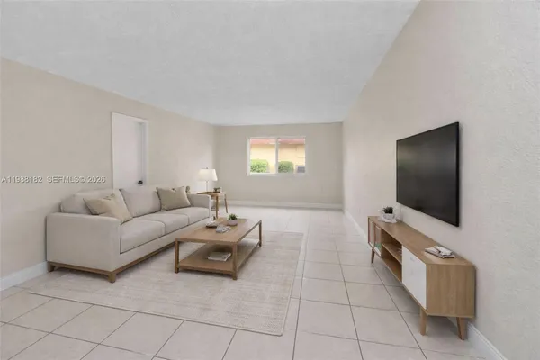 $2,150 | 505 Northwest 177th Street, Unit 126, Miami Gardens, FL 33169