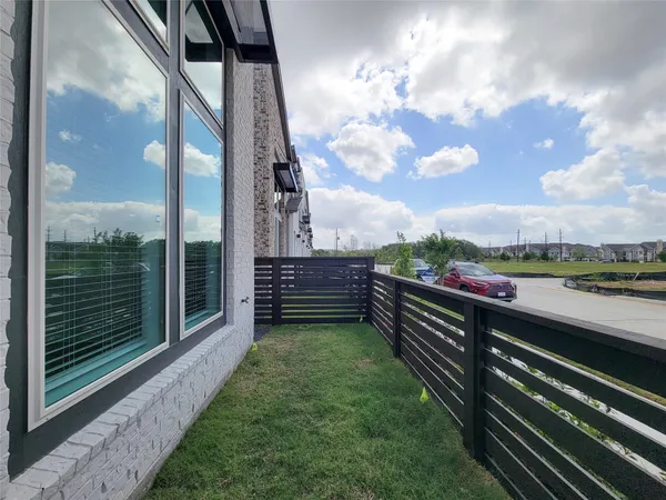 $3,000 | 19730 Riverbed Lane, Cypress, TX 77433