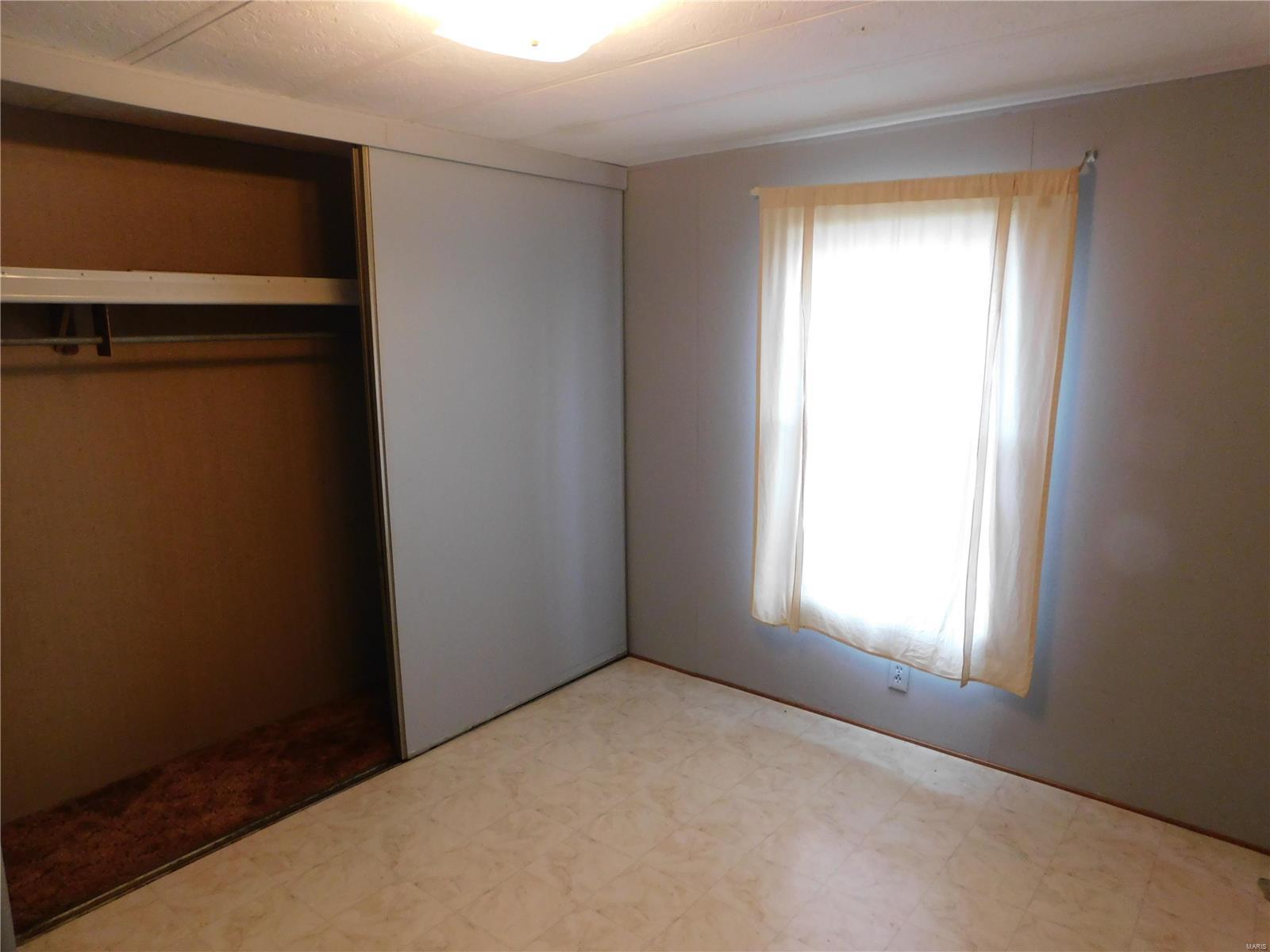 1225 Mary Irene Road New Baden, IL 62265 - Photo 12 of 19 Gallery Image 12