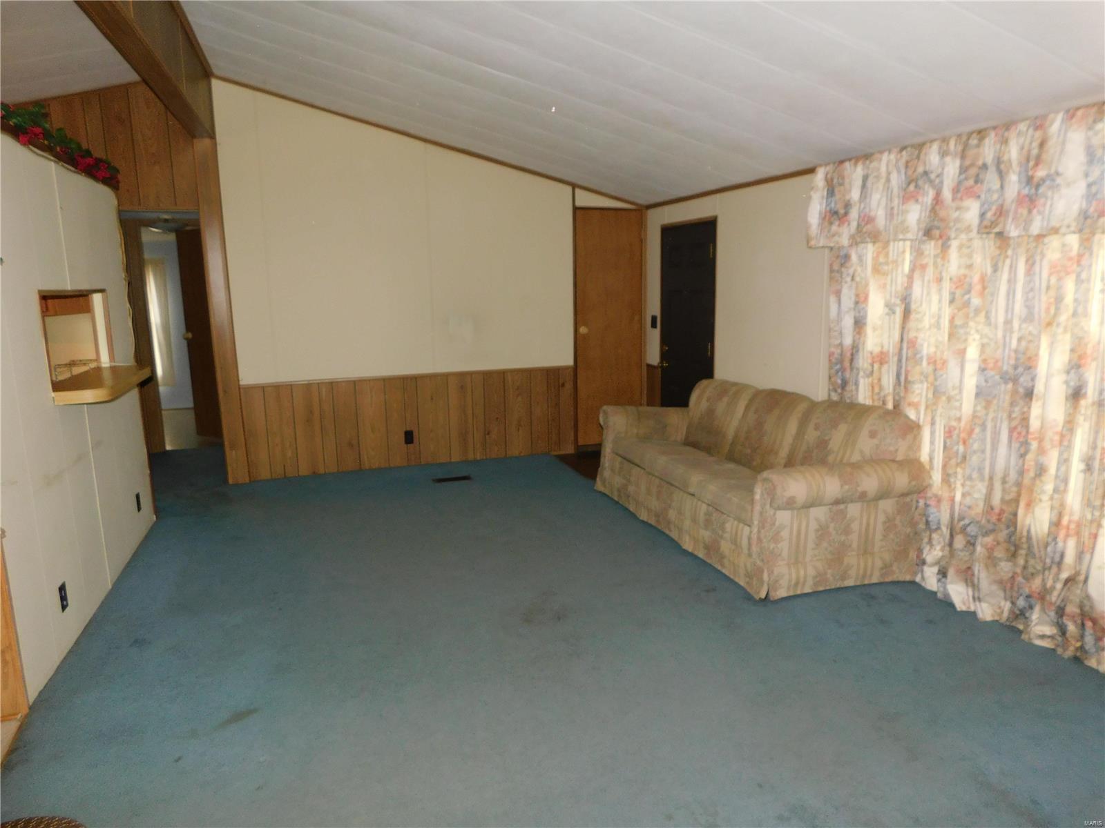 1225 Mary Irene Road New Baden, IL 62265 - Photo 8 of 19 Gallery Image 8