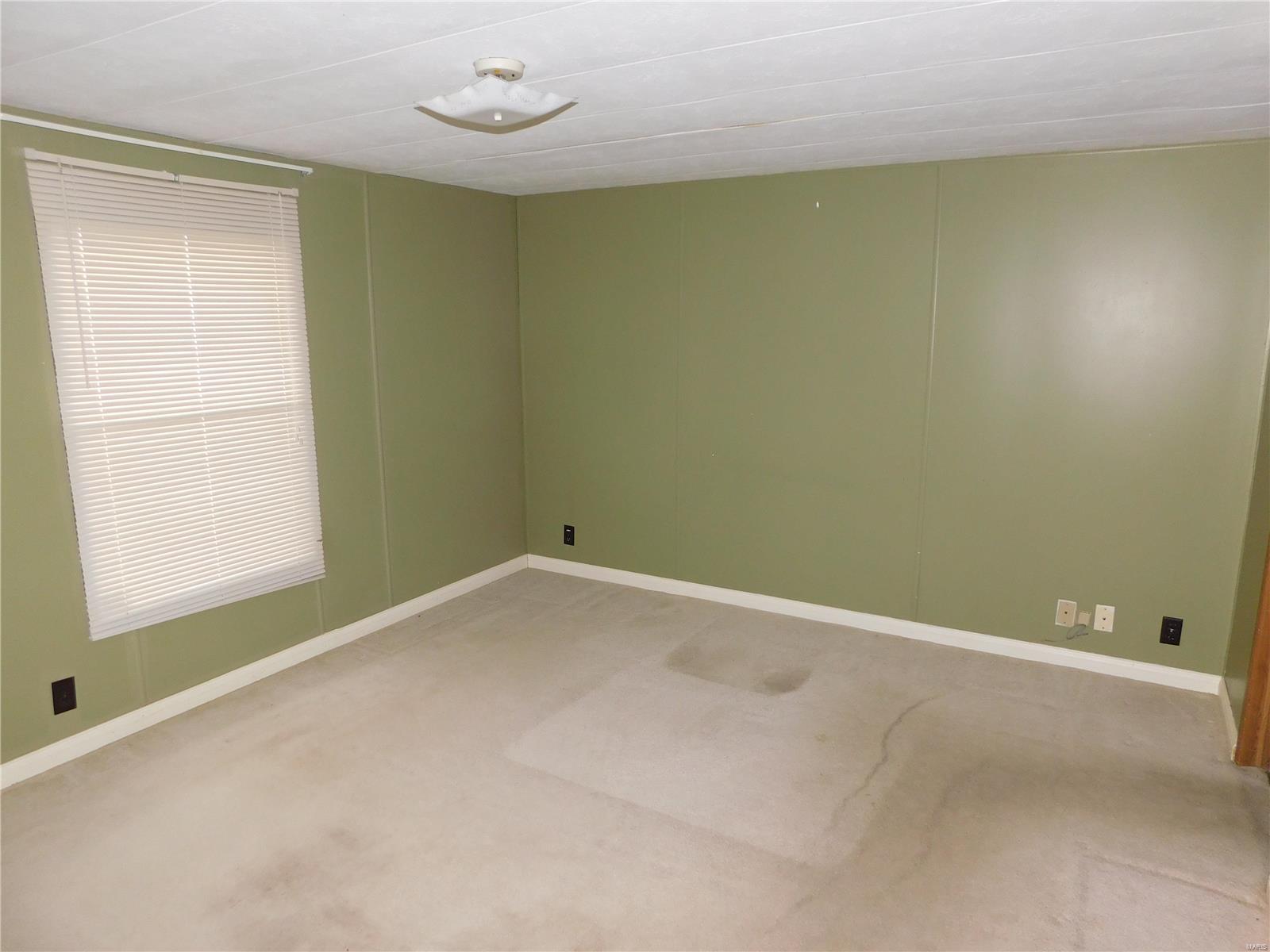 1225 Mary Irene Road New Baden, IL 62265 - Photo 9 of 19 Gallery Image 9