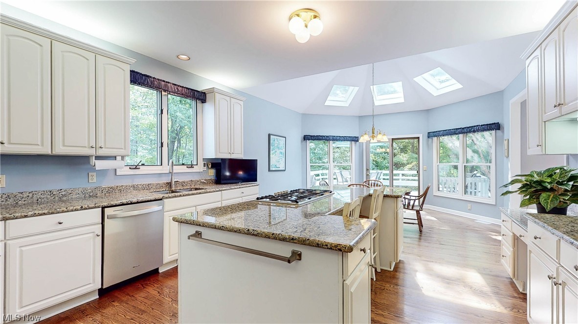 5577 High Point Road Solon, OH 44139 - Photo 5 of 31 Gallery Image 5
