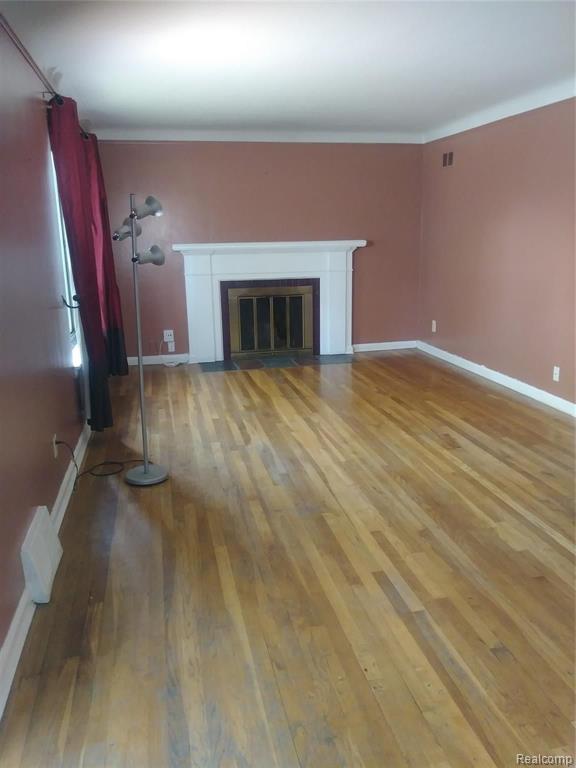 8609 Harding Center Line, MI 48015 - Photo 4 of 16
