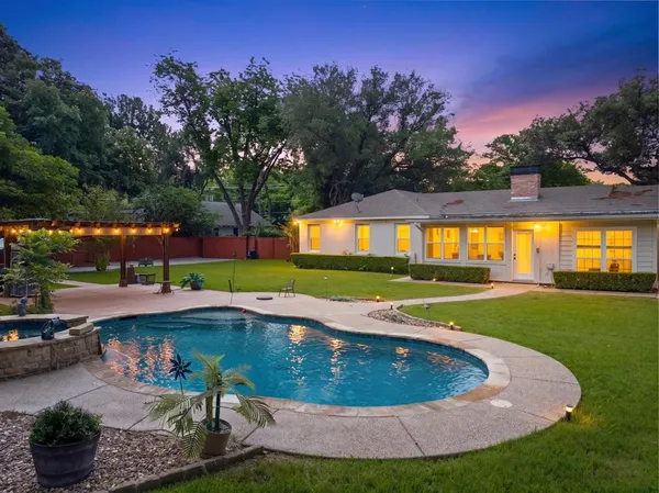 $475,000 | 1107 Park Drive, Hillsboro, TX 76645