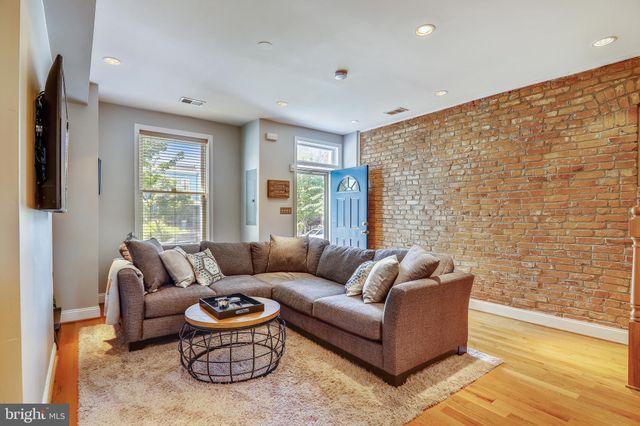 $820,000 | 1638 Independence Avenue Southeast, Washington, DC 20003