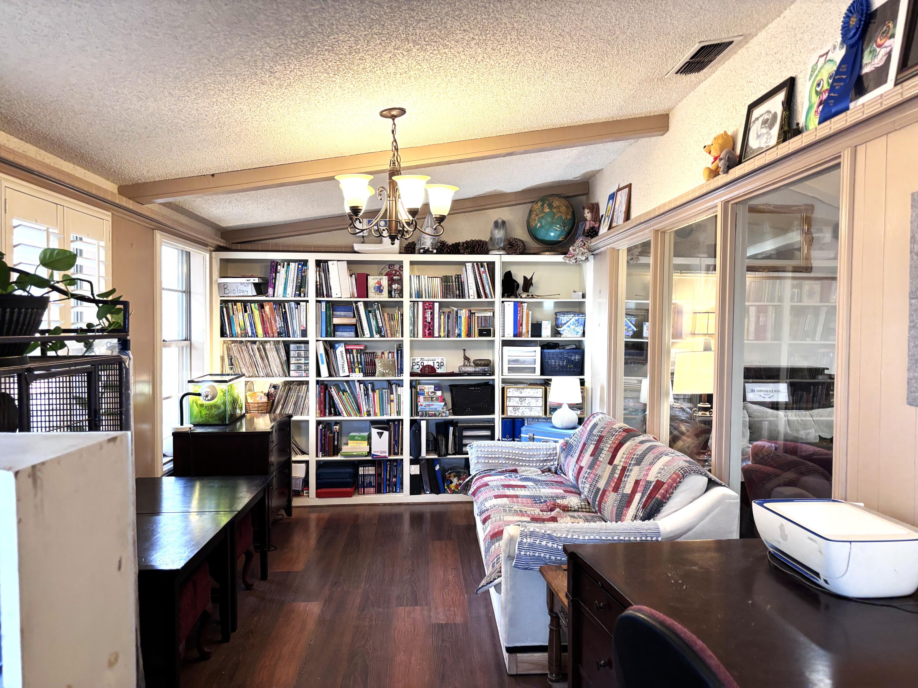 3608 76th Street Lubbock, TX 79423 - Photo 16 of 28 Sunroom