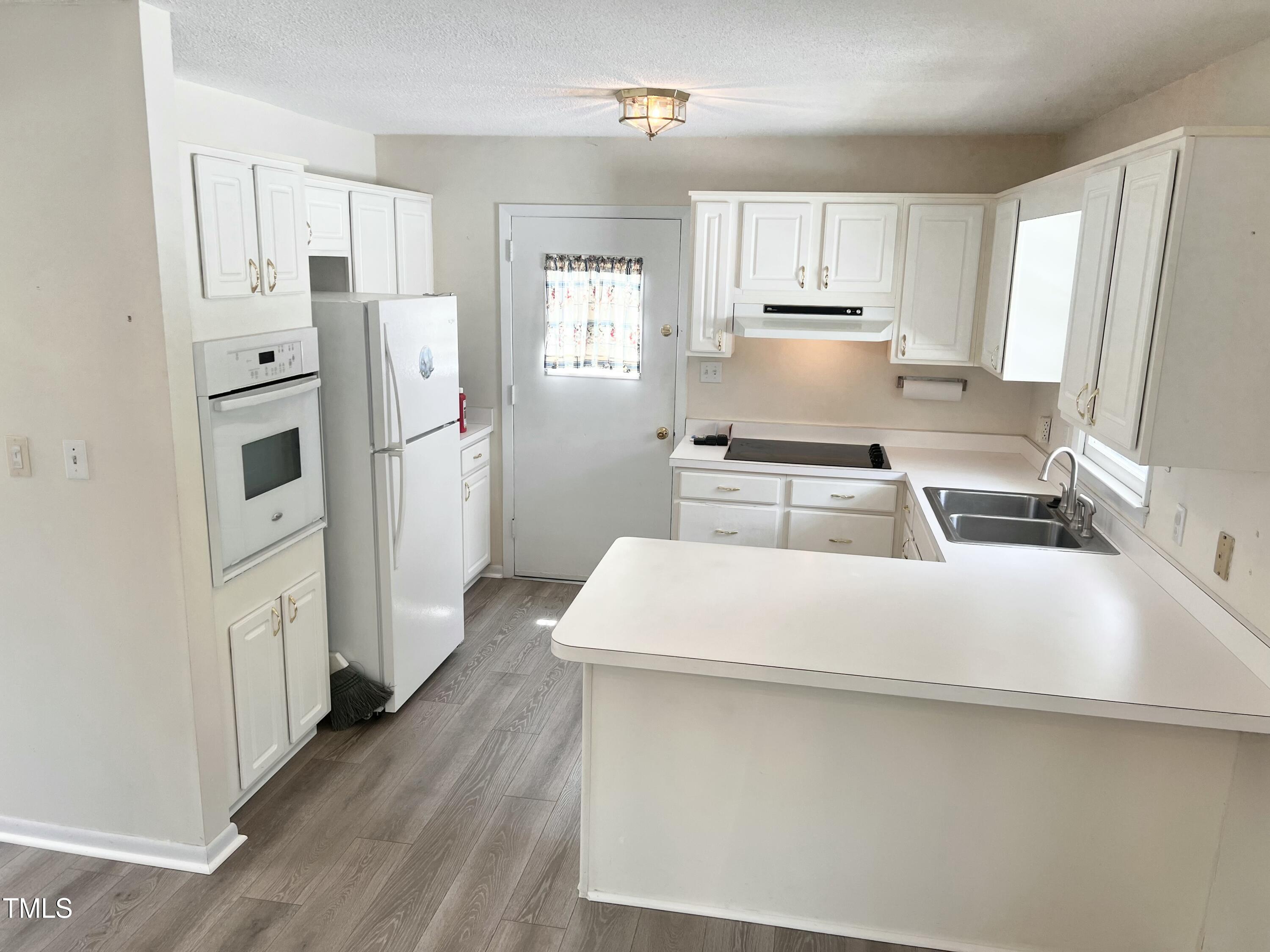 1517 Westchester Road Raleigh, NC 27610 - Photo 4 of 13 IMG_3799