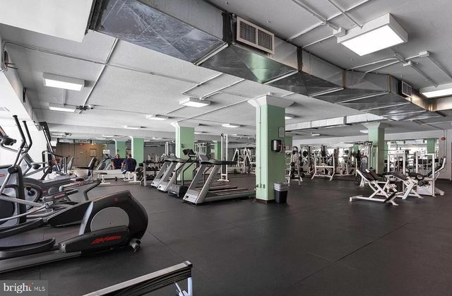 $247,500 | 4600 South Four Mile Run Drive, Unit 820, Arlington, VA 22204