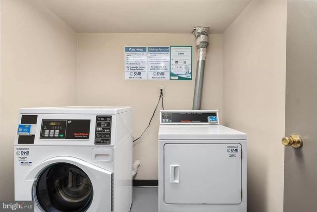 $247,500 | 4600 South Four Mile Run Drive, Unit 820, Arlington, VA 22204