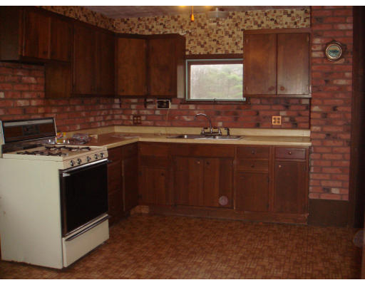 105 Harvard Road Lancaster, MA 01523 - Photo 5 of 10