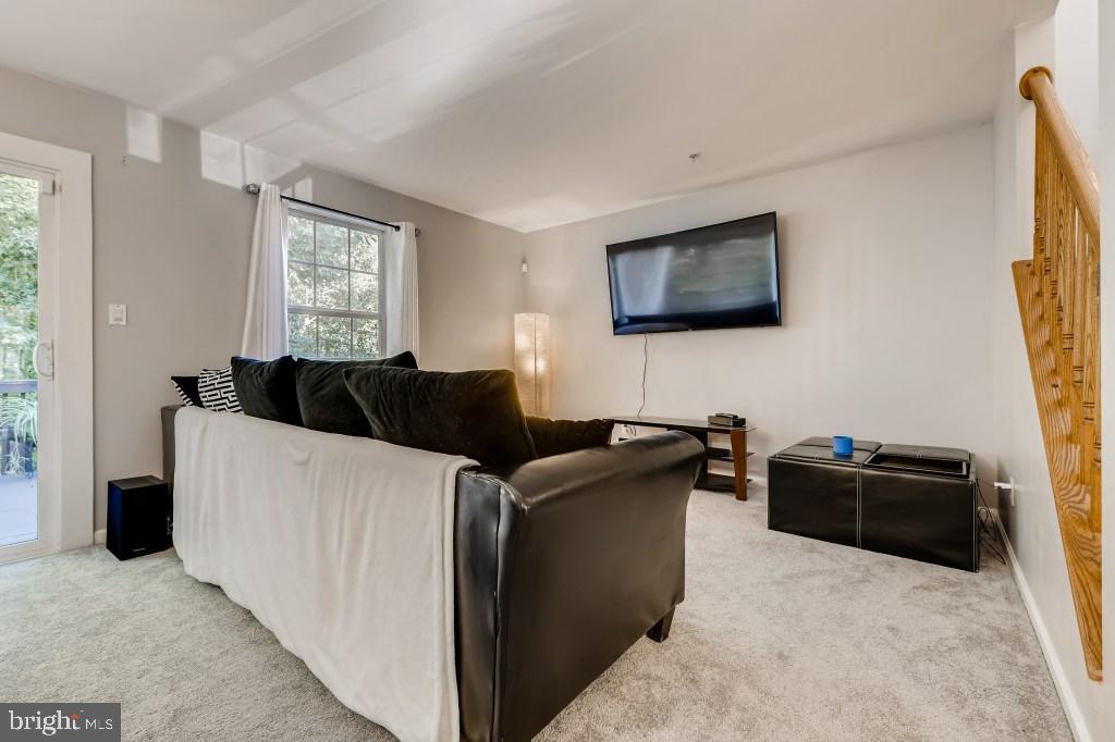 6 Carob Court Baltimore, MD 21221 - Photo 4 of 28