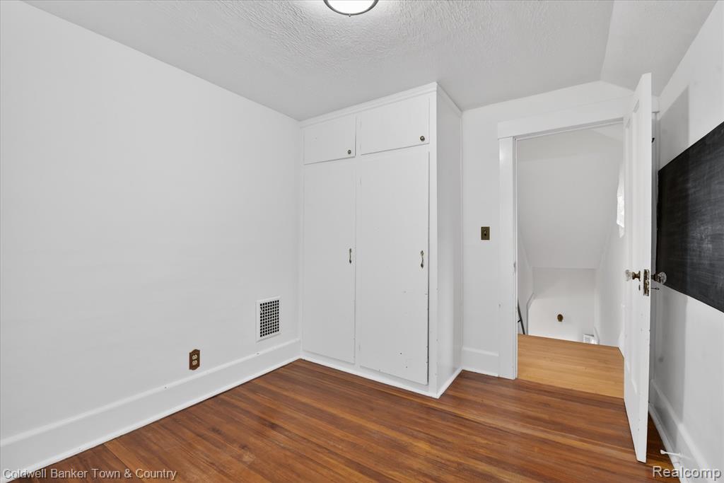110 Clinton Street Manchester, MI 48158 - Photo 33 of 48