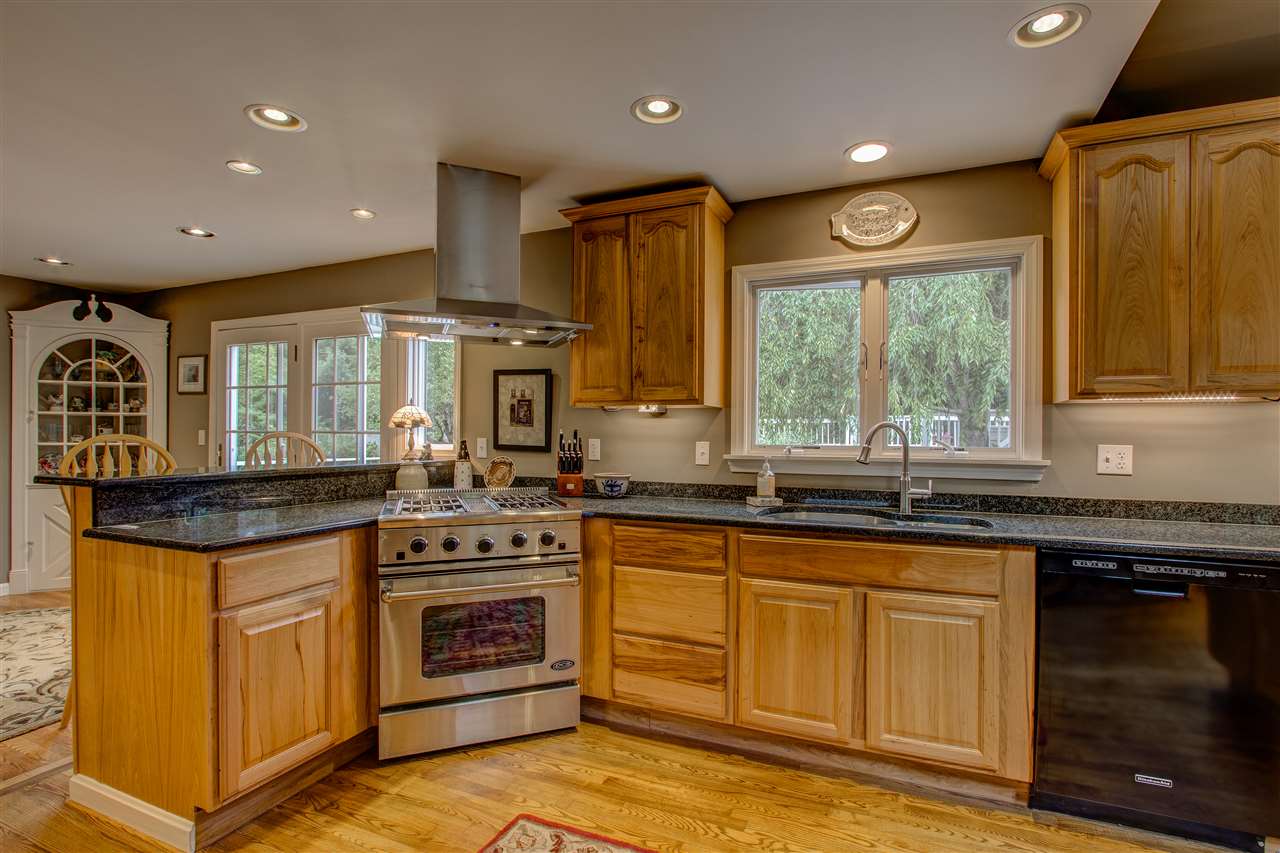 1 Williams Circle Stratham, NH 03885 - Photo 6 of 39 Gallery Image 6