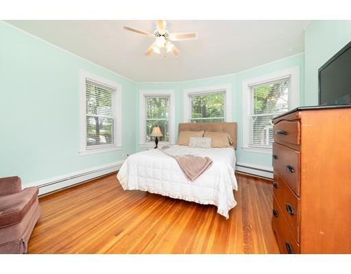 26 Rice Street Newton, MA 02459 - Photo 11 of 25 Gallery Image 11