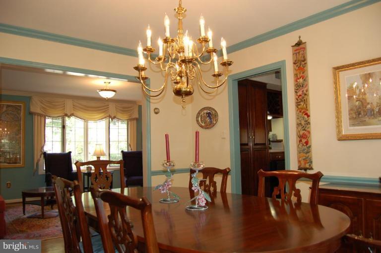 3112 Russell Road Alexandria, VA 22305 - Photo 13 of 30 Dining Room #2