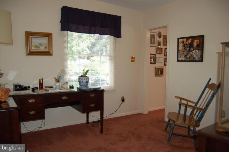 3112 Russell Road Alexandria, VA 22305 - Photo 29 of 30 Just off master bedroom ...