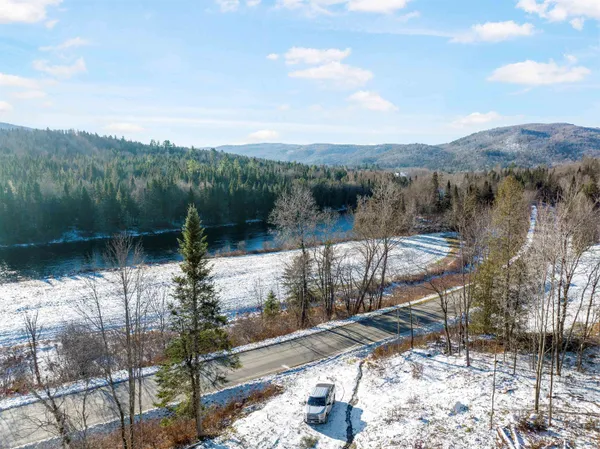 $72,500 | 1837 River Road, Beecher Falls, VT 05902