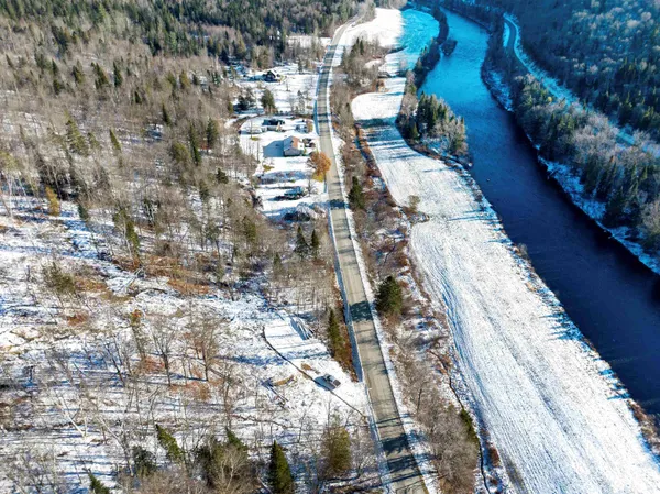 $72,500 | 1837 River Road, Beecher Falls, VT 05902