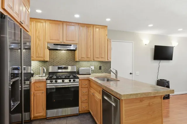 $789,999 | 5453 Colony Green Drive, San Jose, CA 95123